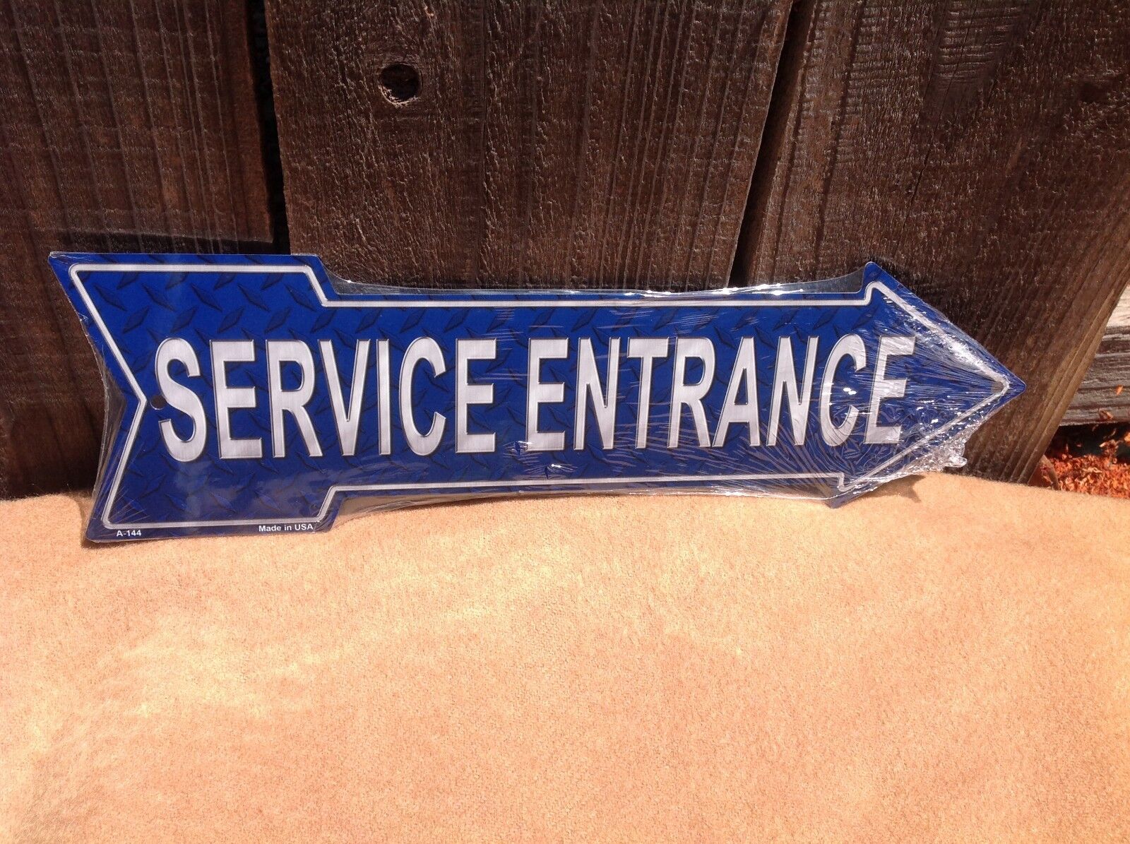 Service Entrance This Way To Arrow Sign Directional Novelty Metal 17" x 5"