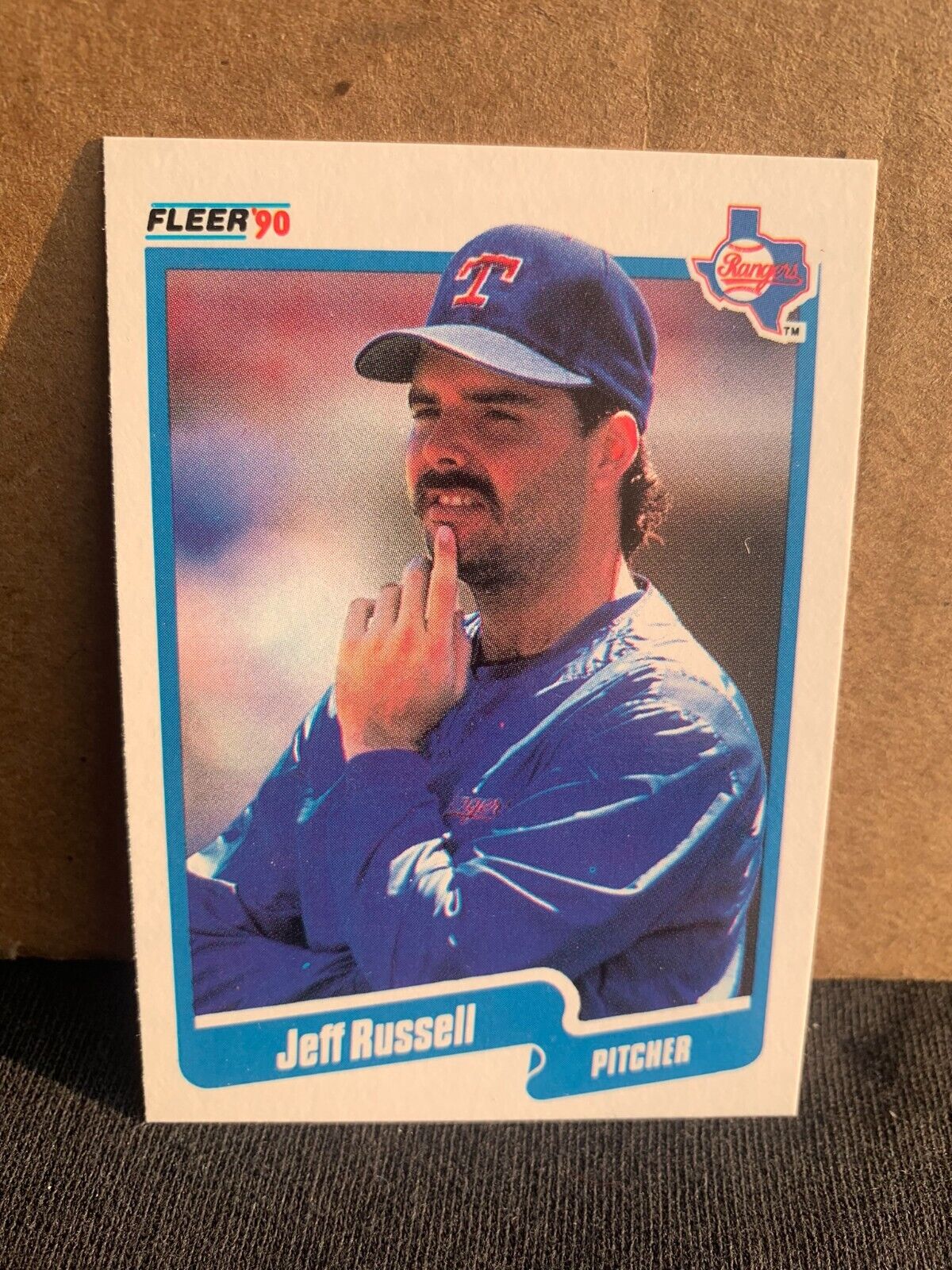 1990 Fleer Baseball Card Texas Rangers Jeff Russell