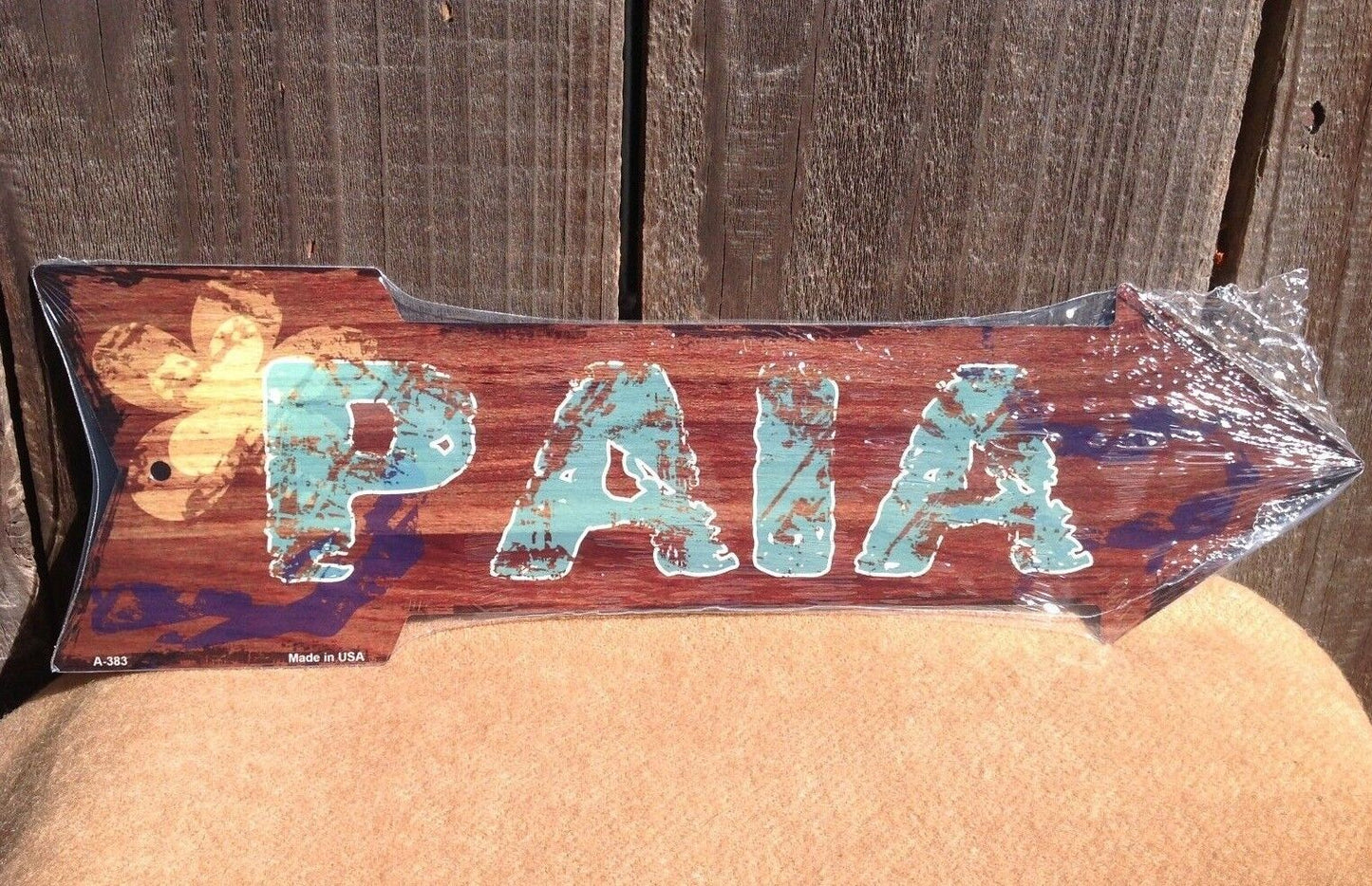 Paia Hawaiian This Way To Arrow Sign Directional Novelty Metal 17" x 5"