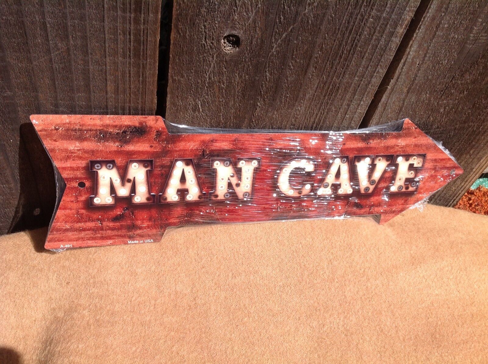 Man Cave This Way To Arrow Sign Directional Novelty Metal 17" x 5"