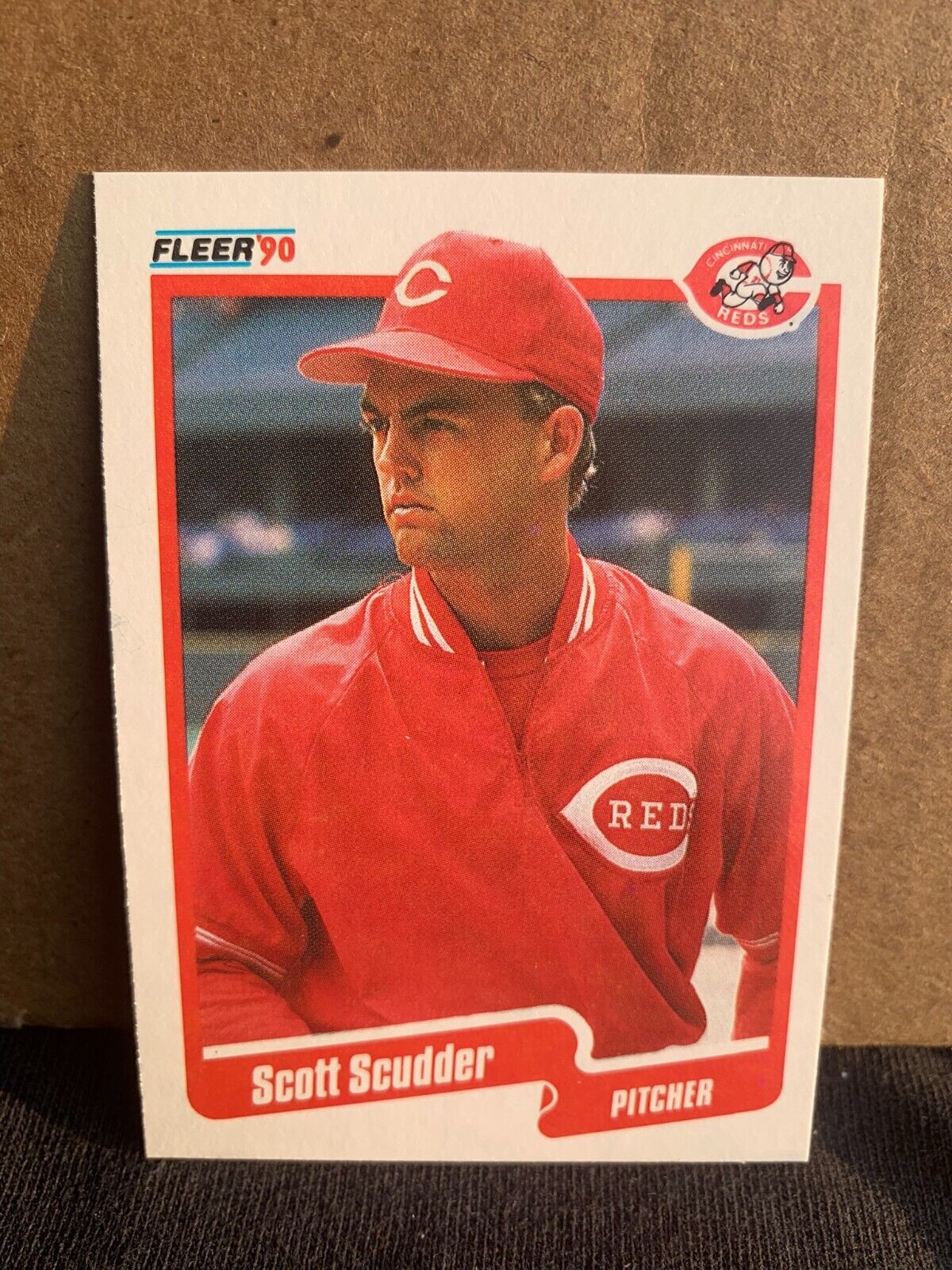 1990 Fleer Baseball Card Cincinnati Reds Scott Scudder