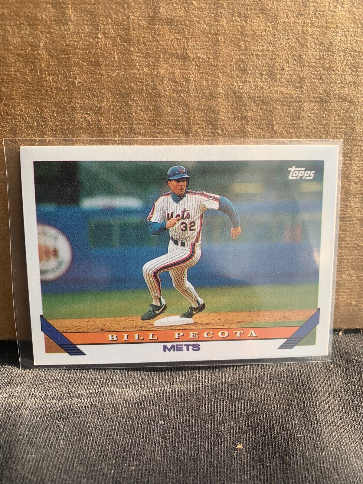 1993 Topps Baseball Card New York Mets Bill Pecota