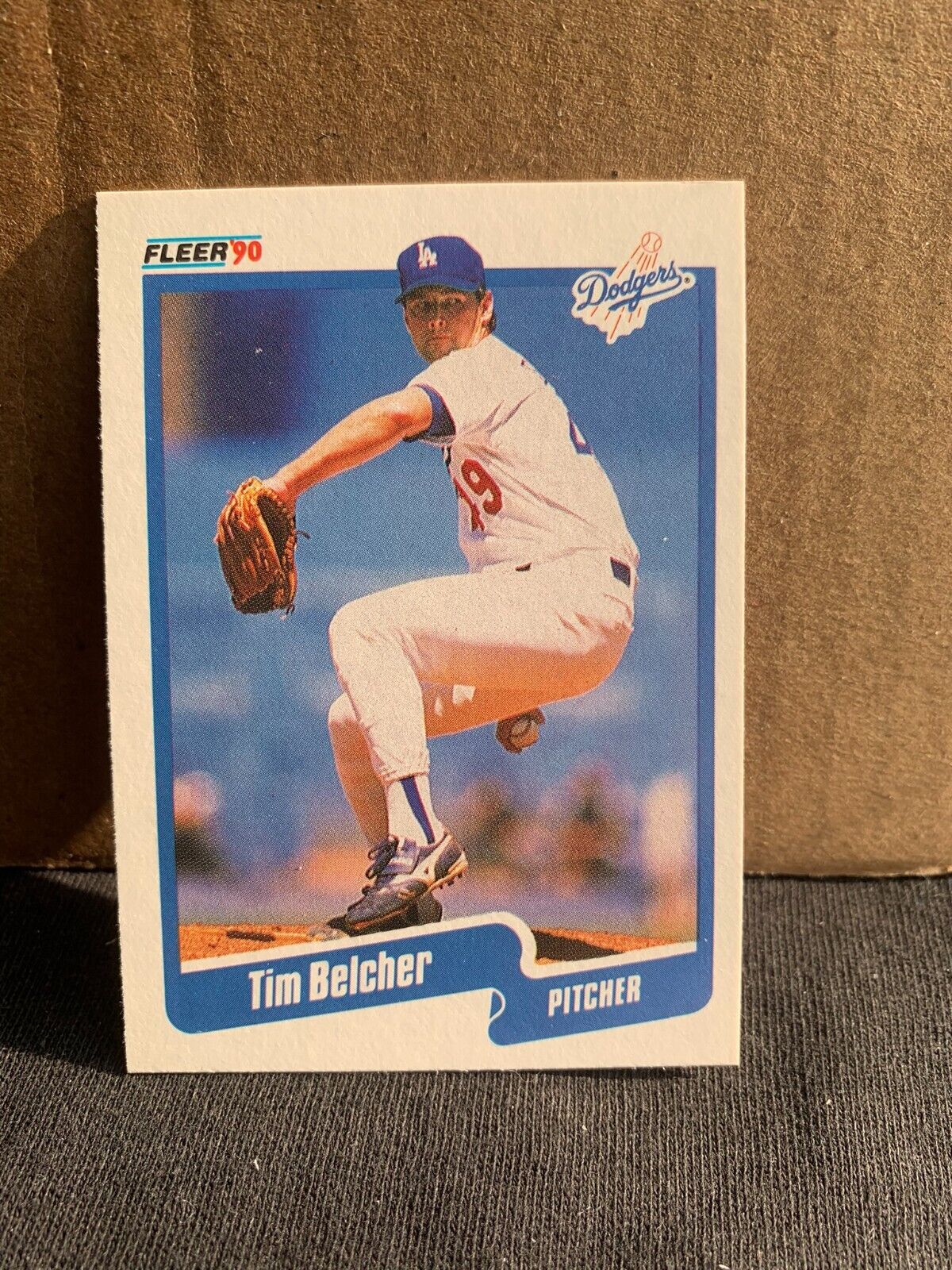 1990 Fleer Baseball Card Los Angeles Dodgers Tim Belcher