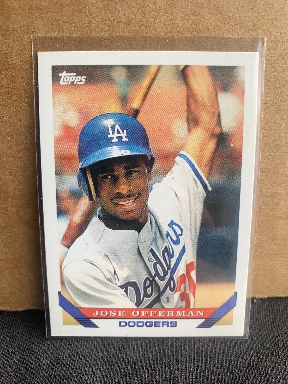 1993 Topps Baseball Card Los Angeles Dodgers Jose Offerman