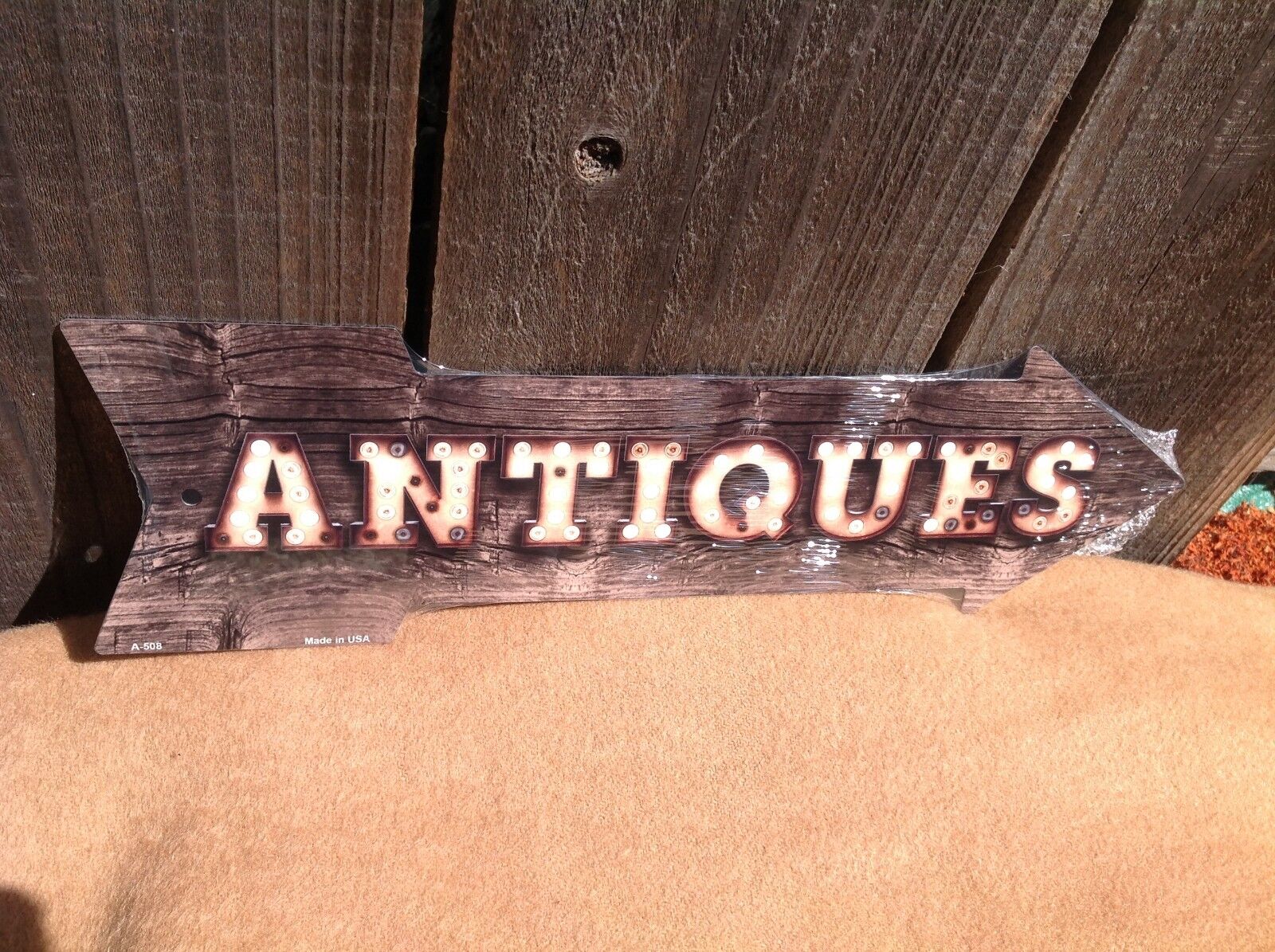 Antiques This Way To Arrow Sign Directional Novelty Metal 17" x 5"