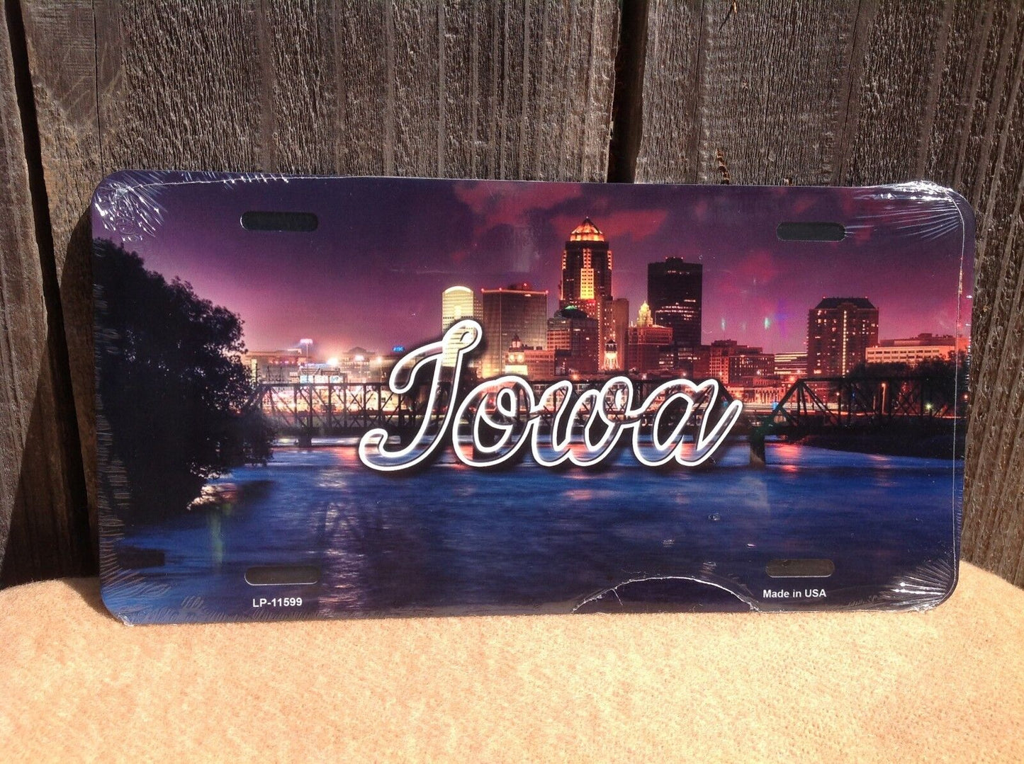 Iowa Bridge City Lights USA Scenic Skyline Novelty License Plate Auto Car Tag