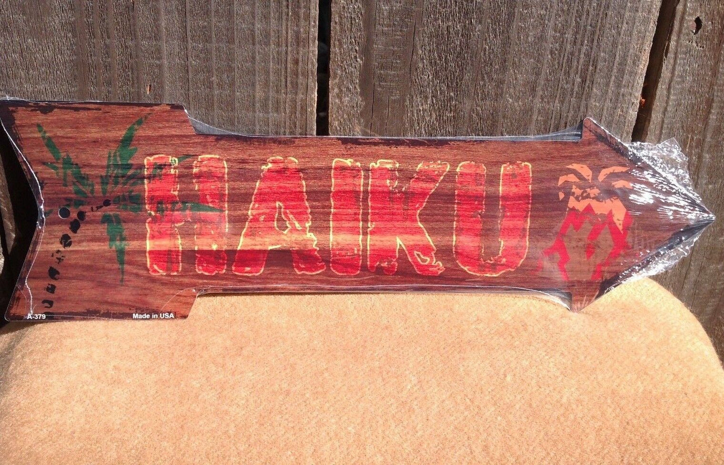 Haiku Hawaiian This Way To Arrow Sign Directional Novelty Metal 17" x 5"