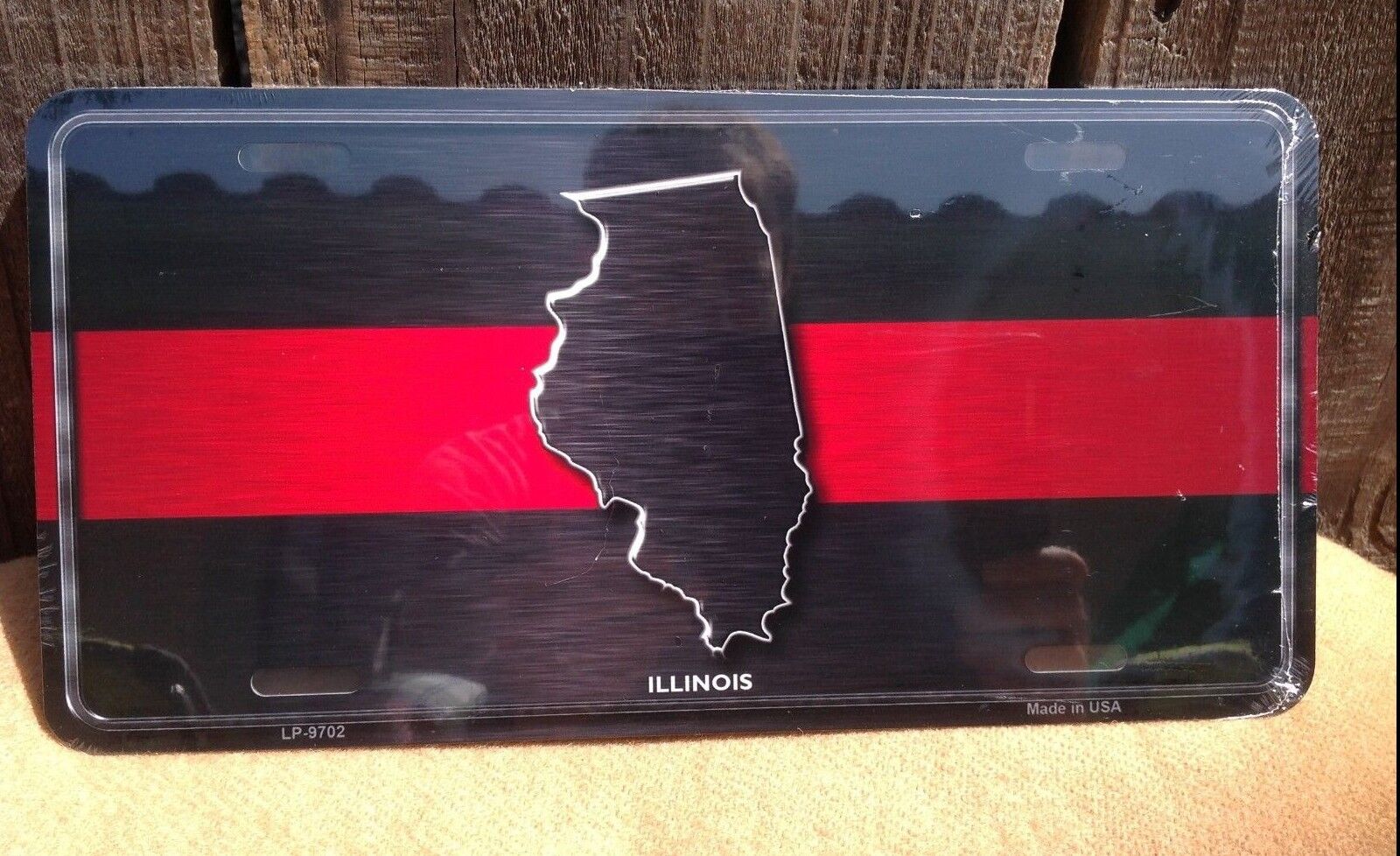 Illinois Thin Red Line Fire Fighter Man Department Novelty License Plate