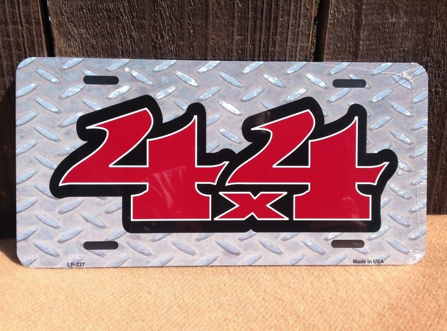 4 x 4 Diamond Auto Car Truck Vehicle Tag Novelty License Plate