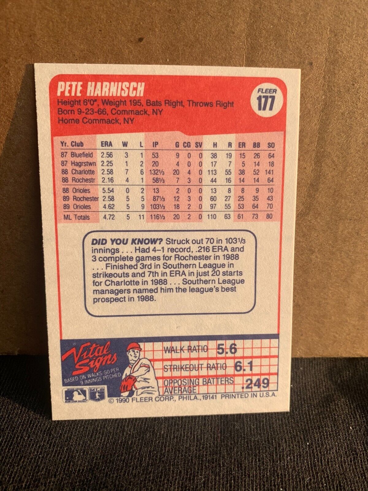 1990 Fleer Baseball Card Baltimore Orioles Pete Harnisch