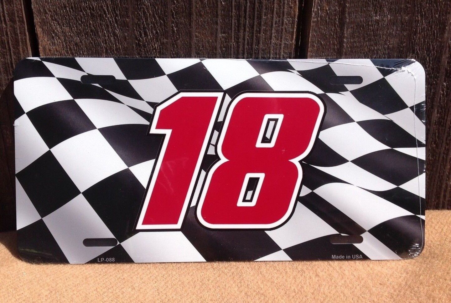 #18 Kyle Busch Checkered Flag Auto Racing Car Truck Novelty License Plate