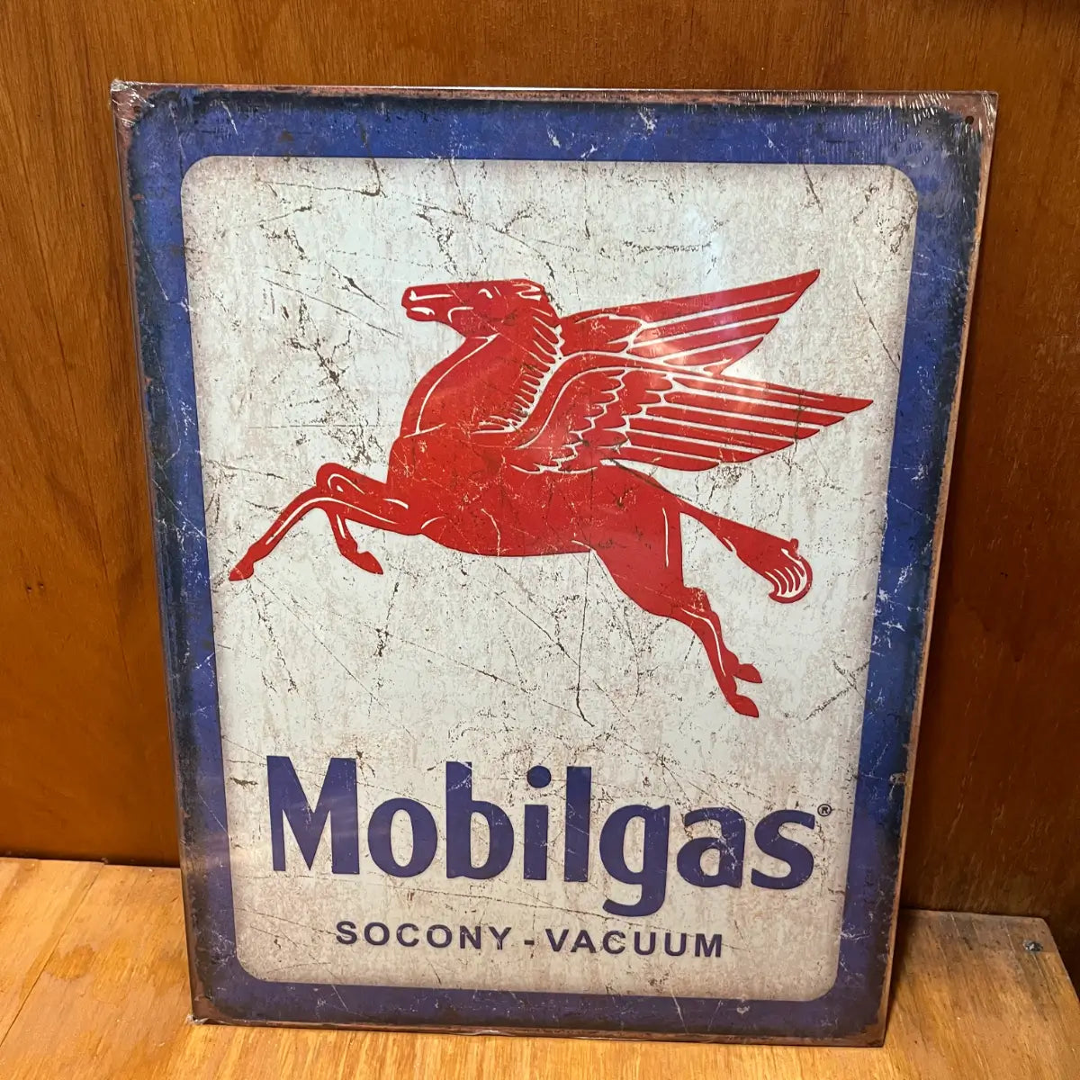 Gargoyle Mobilgas Oil Socony Sign - Tin Metal
